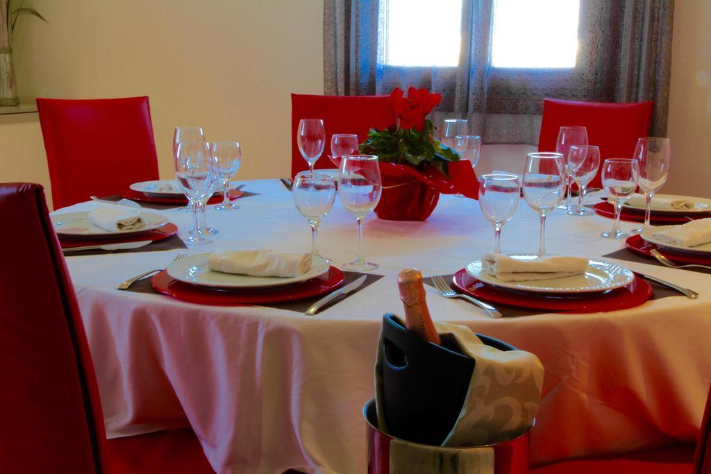 Hotel Mas Prades Deltebre Buitenkant foto