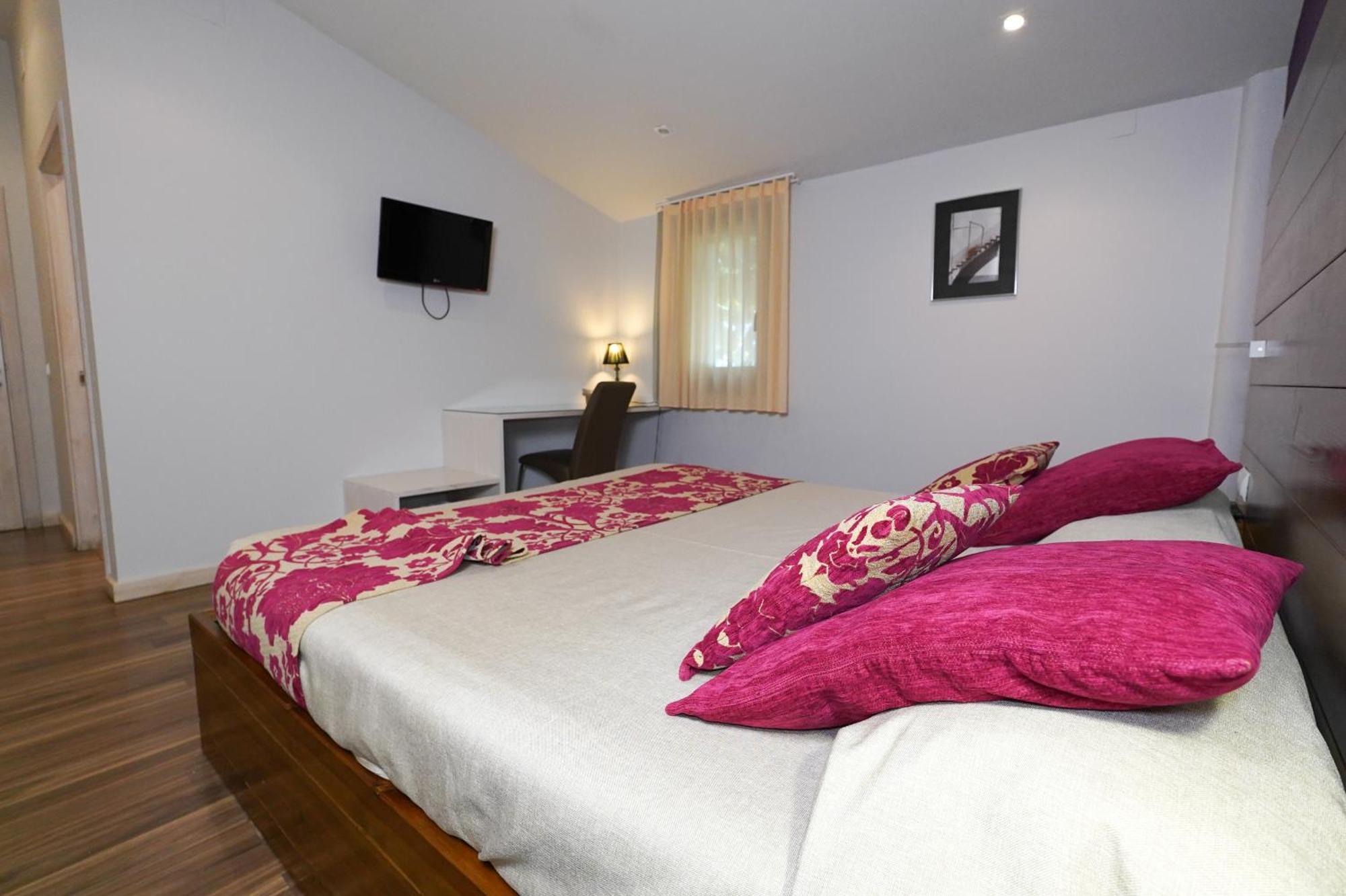 Hotel Mas Prades Deltebre Buitenkant foto