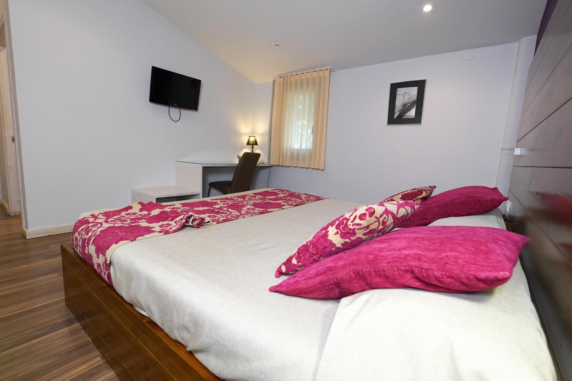 Hotel Mas Prades Deltebre Buitenkant foto