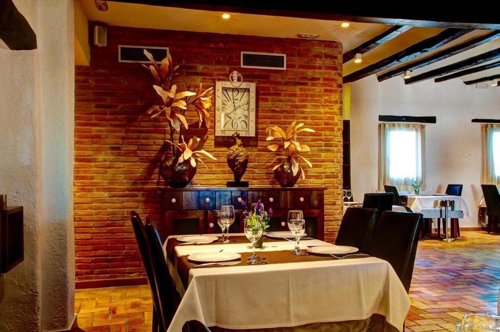 Hotel Mas Prades Deltebre Buitenkant foto