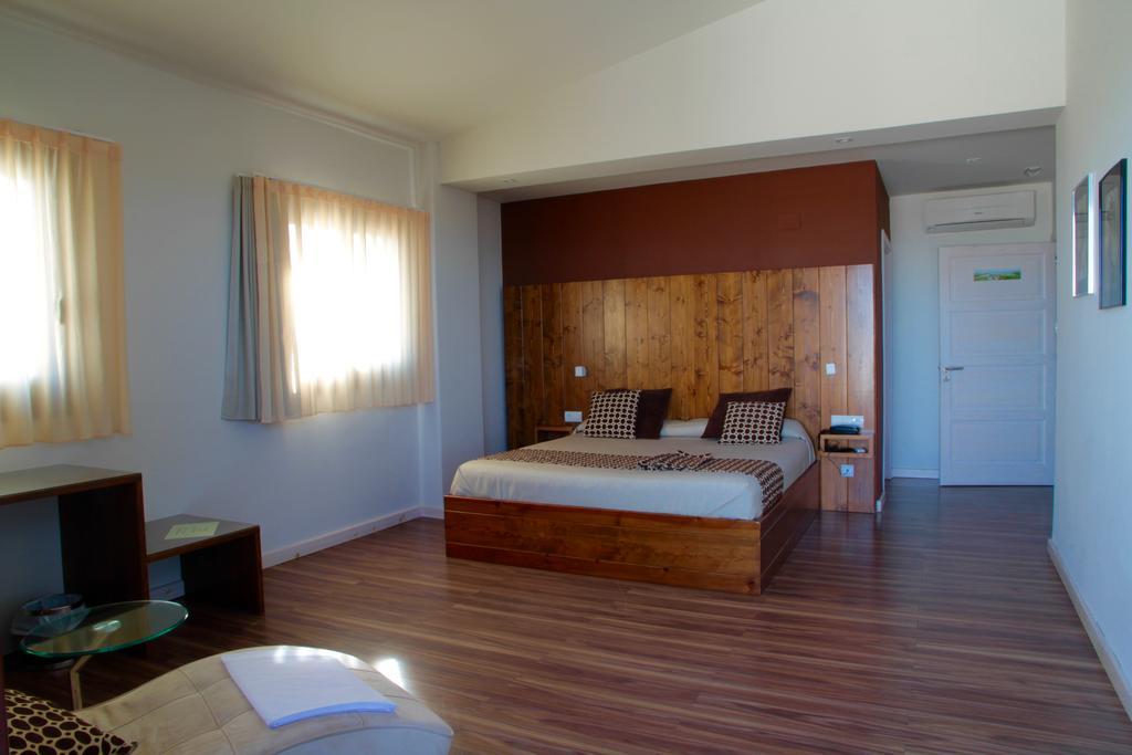 Hotel Mas Prades Deltebre Kamer foto