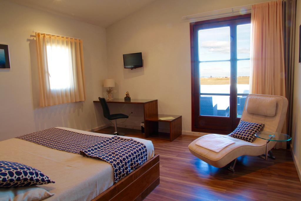 Hotel Mas Prades Deltebre Kamer foto