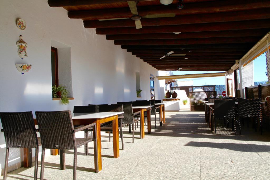 Hotel Mas Prades Deltebre Buitenkant foto